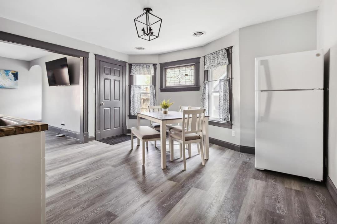Spacious 6Br 2Ba Minutes For The Falls & Casino Ниагарски водопад Екстериор снимка